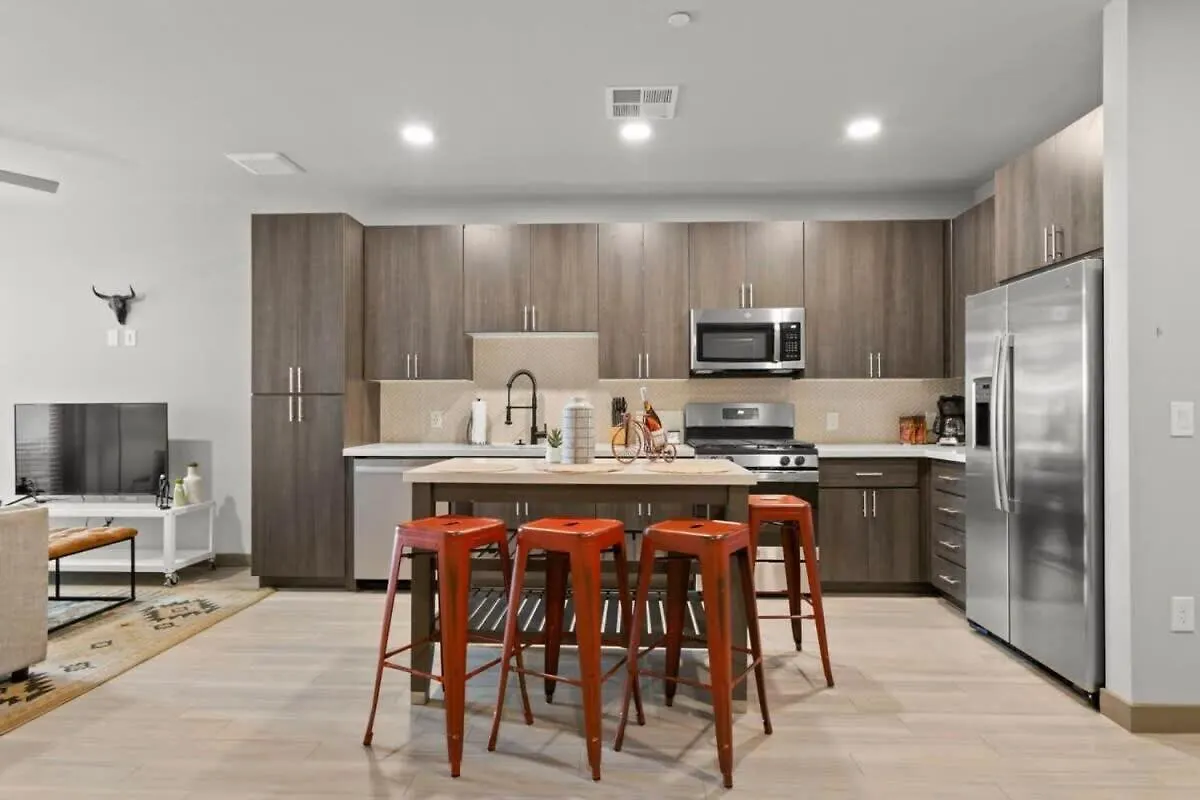 Cozysuites Phx Roro Gym, Pool, Pets, Parking! #6 Phoenix Appartamento