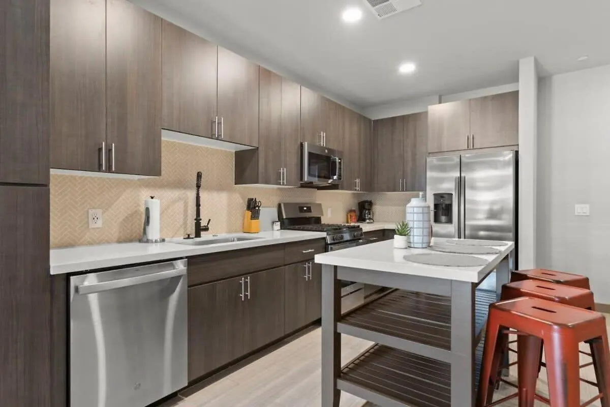Cozysuites Phx Roro Gym, Pool, Pets, Parking! #6 Phoenix 0*,